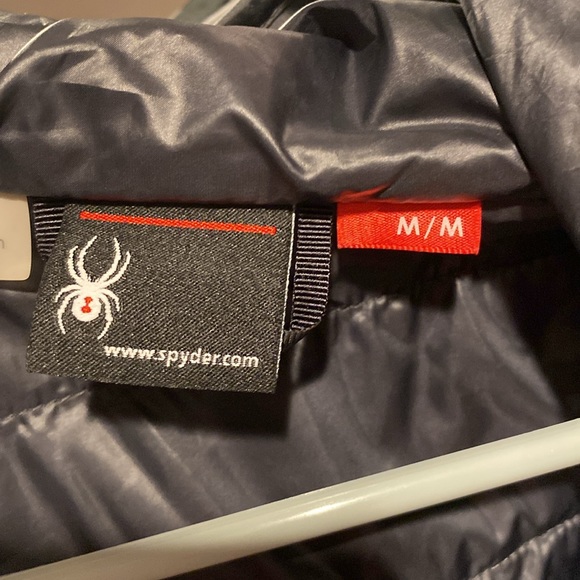 Spyder grey puffer jacket. Women size M. - Picture 2 of 3